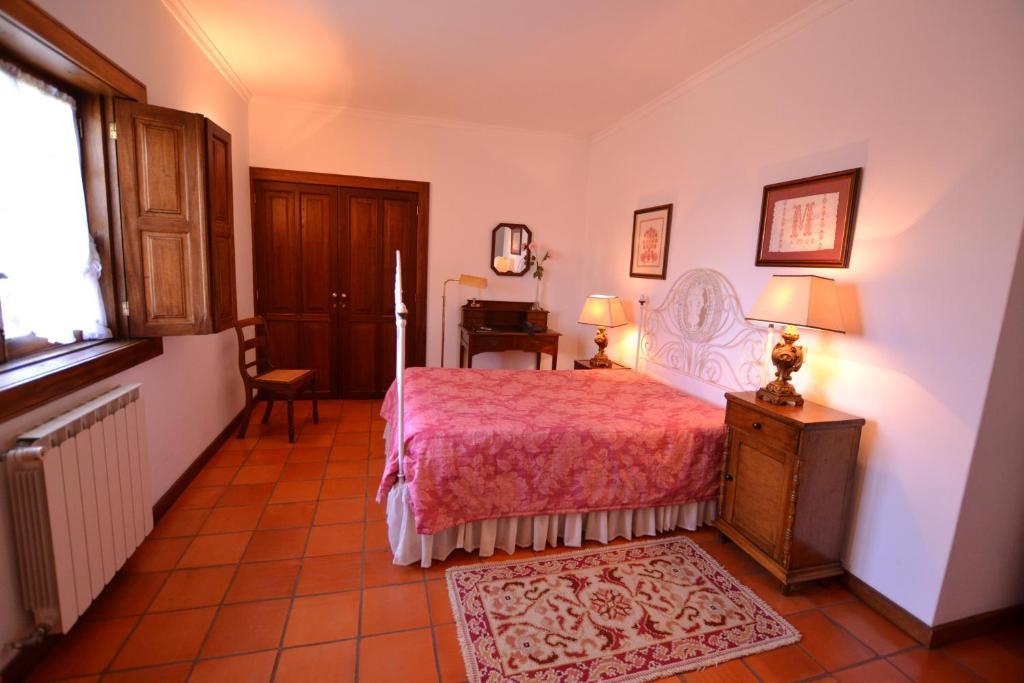 Quinta De Cima De Eiriz Guest House Guimaraes Room photo