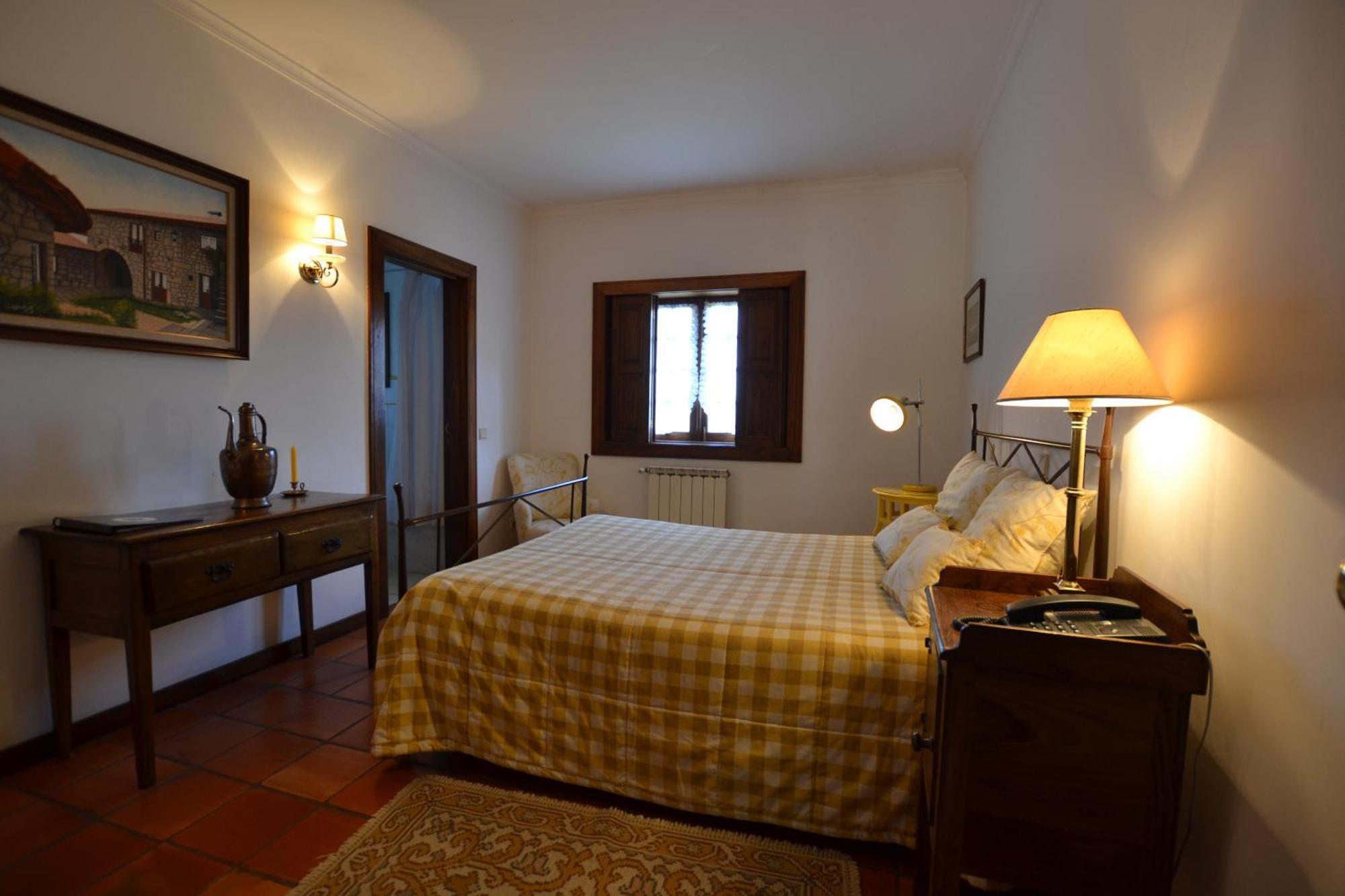 Quinta De Cima De Eiriz Guest House Guimaraes Exterior photo